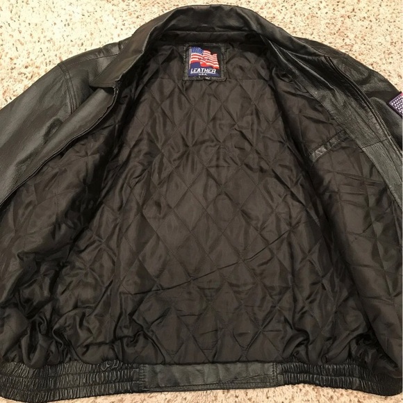 *SOLD* US Marines Leather Jacket - Picture 4 of 12